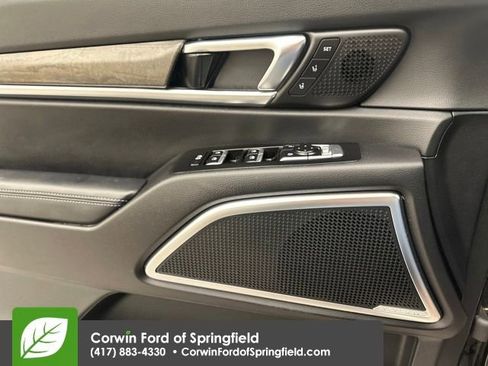 Used 2021 Kia Telluride SX w/ SX Prestige Package image 32