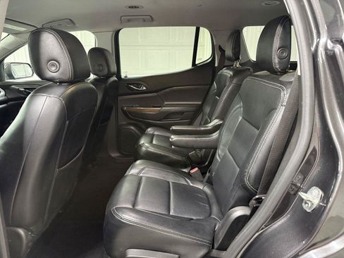 Used 2019 GMC Acadia SLE w/ LPO, Black Accent Package AWD/4WD image 28