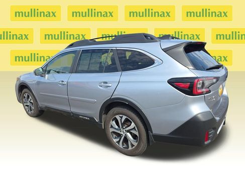 Used 2022 Subaru Outback Limited XT w/ Popular Package #2 AWD/4WD image 11