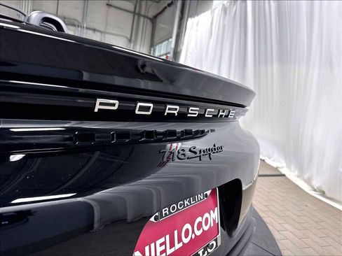 Used 2021 Porsche 718 Boxster Spyder RWD image 31
