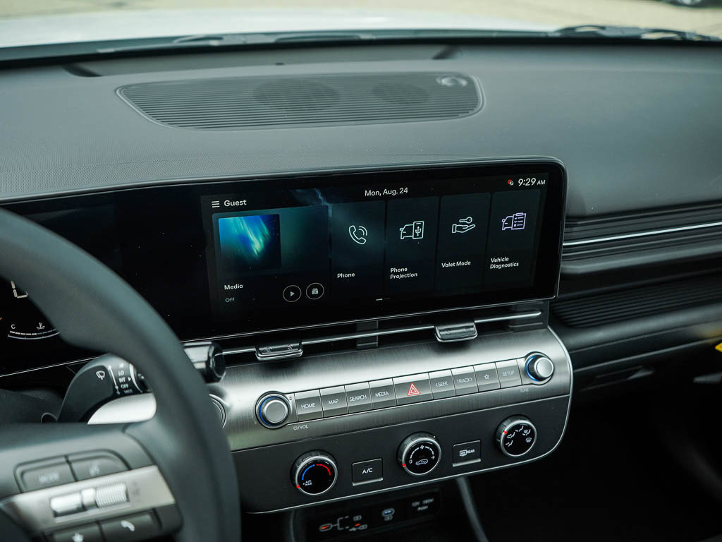 New 2027 Hyundai Kona SE AWD/4WD image 22