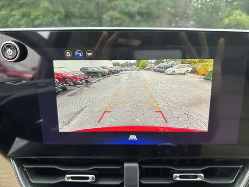New 2026 Chevrolet Equinox ACTIV w/ Convenience Package III AWD/4WD image 27