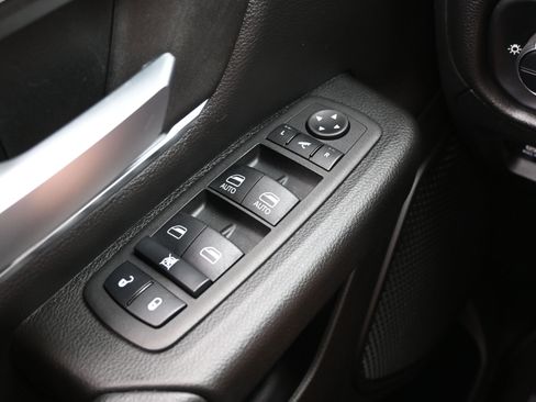 Used 2024 RAM 1500 Big Horn AWD/4WD image 25