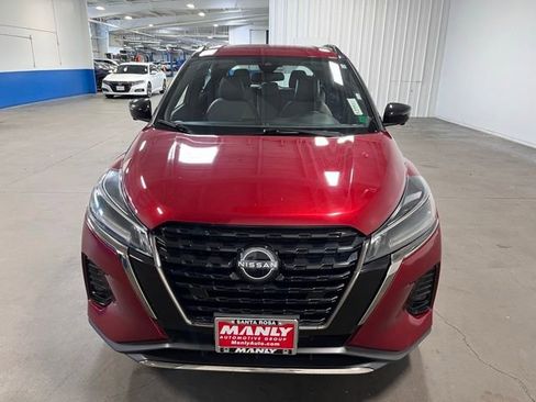 Used 2023 Nissan Kicks SR w/ SR Premium Package image 7