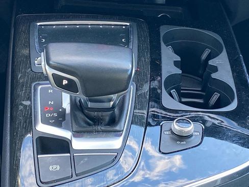 Used 2019 Audi Q7 3.0T Premium Plus w/ Premium Plus Package image 10