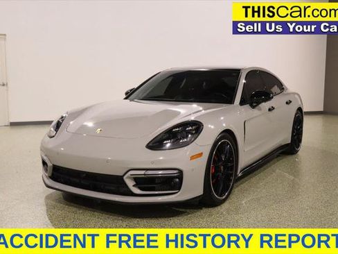 Used 2022 Porsche Panamera GTS AWD/4WD image 3