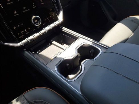 New 2025 GMC Acadia AT4 w/ Super Cruise Package image 15