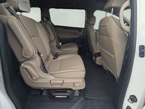Used 2023 Honda Odyssey Elite image 15