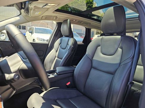 Certified 2023 Volvo XC60 T8 Ultimate AWD/4WD image 23