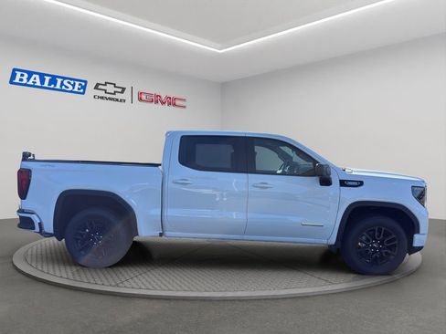 New 2026 GMC Sierra 1500 Elevation image 7