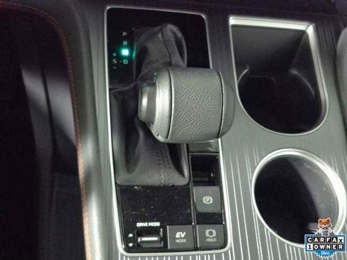Certified 2023 Toyota Sienna XSE w/ XSE Plus Package FWD image 17