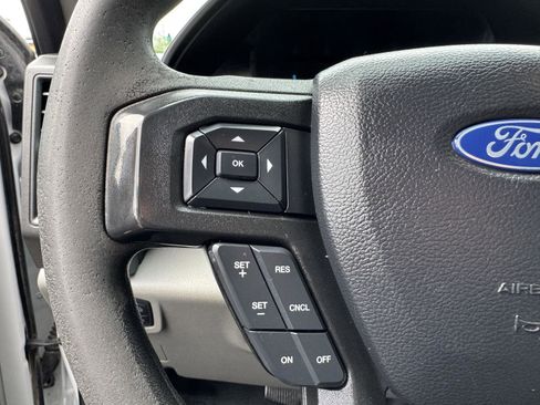 Used 2020 Ford F250 XL w/ Power Equipment Group AWD/4WD image 18