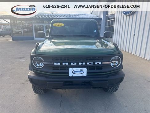 New 2025 Ford Bronco 2-Door image 2