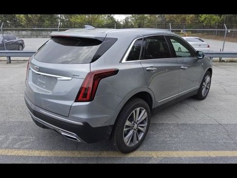 Used 2025 Cadillac XT5 Premium Luxury w/ Technology Package image 4
