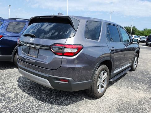 Used 2024 Honda Pilot EX-L image 3