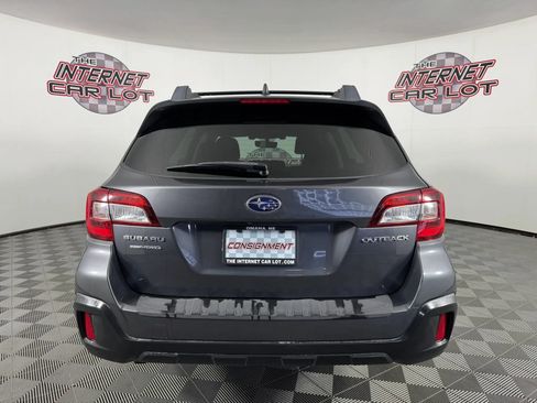 Used 2018 Subaru Outback 2.5i Premium AWD/4WD image 6