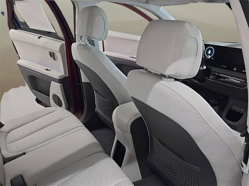 New 2026 Hyundai Ioniq 5 Limited image 17