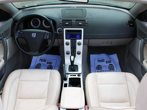 Used 2012 Volvo C70 T5 FWD image 17