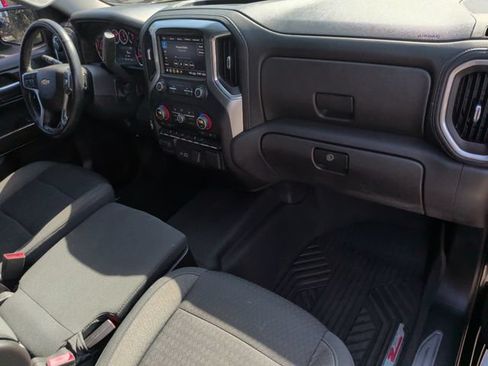 Used 2020 Chevrolet Silverado 1500 LT w/ All-Star Edition AWD/4WD image 18
