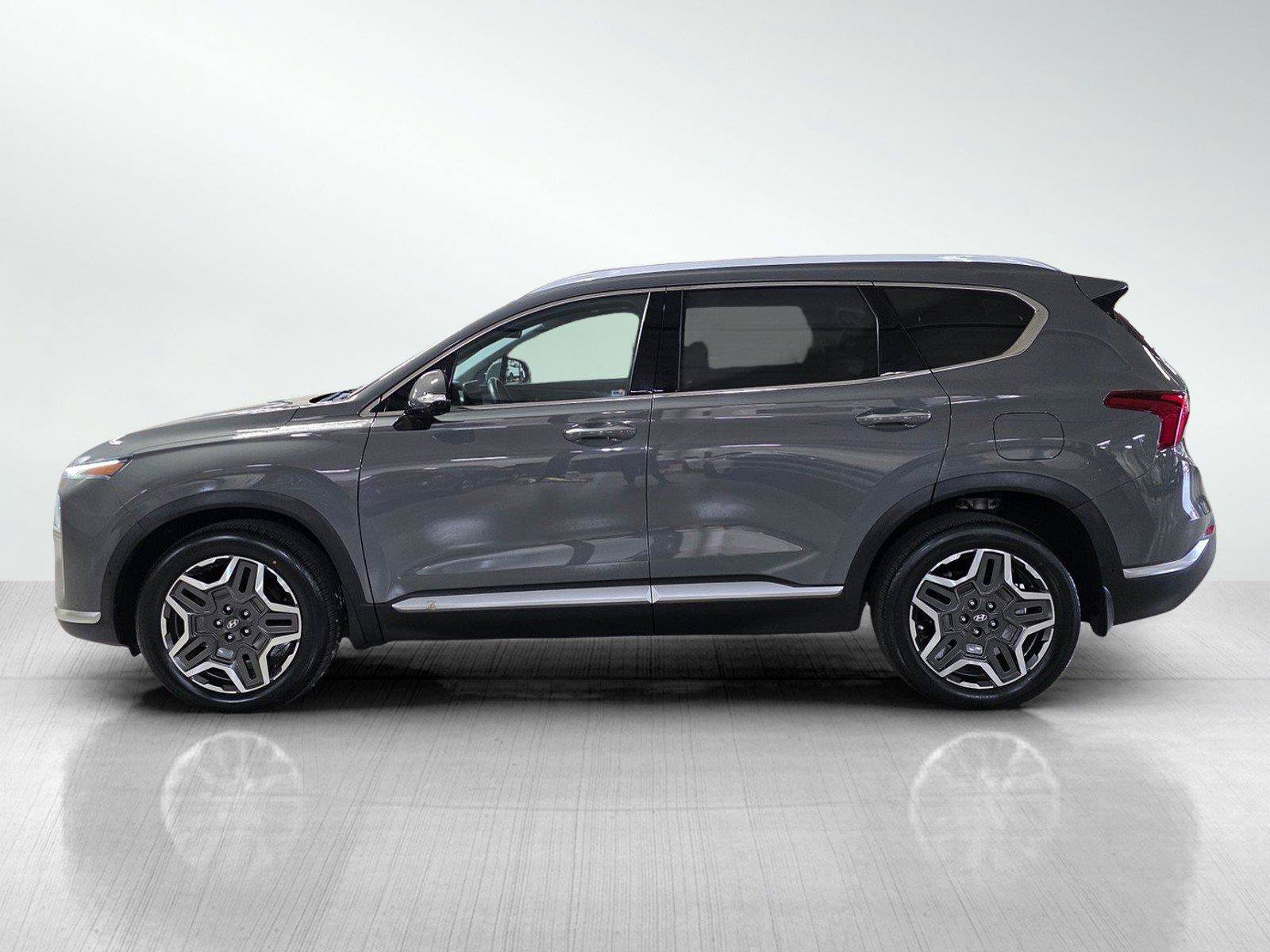 Used 2021 Hyundai Santa Fe Limited FWD image 4