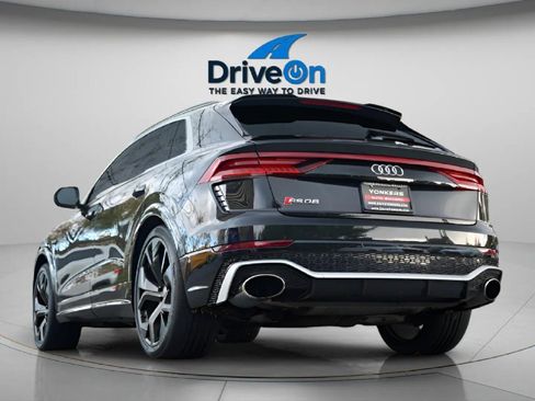 Used 2021 Audi RS Q8 w/ Luxury Package image 4