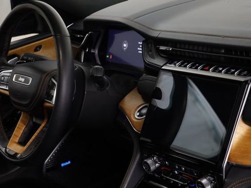 Used 2024 Jeep Grand Cherokee L Summit image 24