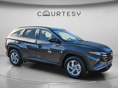 Certified 2024 Hyundai Tucson SEL FWD image 7