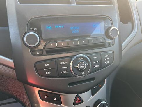 Used 2015 Chevrolet Sonic LT image 18