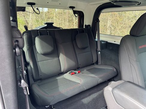 Used 2022 Jeep Wrangler Rubicon w/ Cold Weather Group image 15