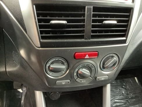 Used 2011 Subaru Forester 2.5X w/ Alloy Wheel Value Pkg image 22