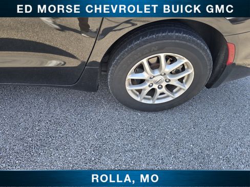 Used 2021 Chrysler Pacifica Touring-L FWD image 9