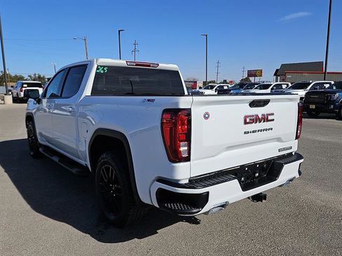 Used 2025 GMC Sierra 1500 Elevation image 3