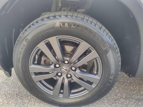 Used 2019 Honda Ridgeline Sport image 22