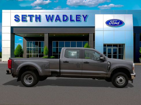 New 2026 Ford F350 XL image 2