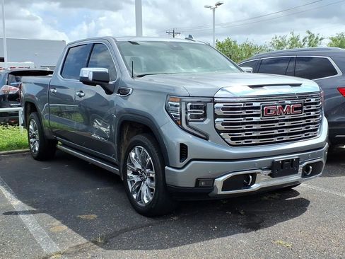 Used 2025 GMC Sierra 1500 Denali w/ Denali Reserve Package AWD/4WD image 1