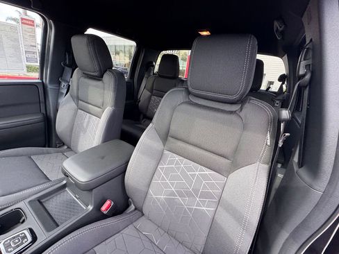 New 2026 Nissan Frontier SV image 10