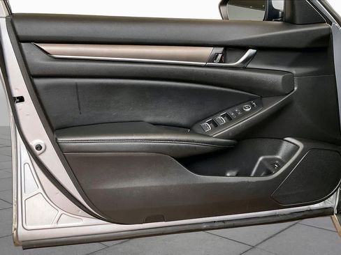 Used 2021 Honda Accord LX image 19