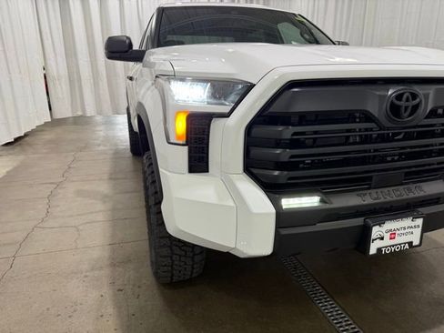 New 2025 Toyota Tundra SR5 image 8