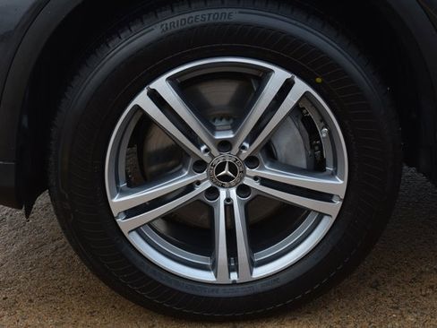 Used 2022 Mercedes-Benz GLC 300 image 10