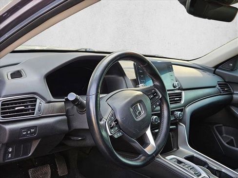 Used 2018 Honda Accord EX-L image 9
