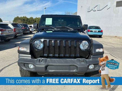 Used 2022 Jeep Wrangler Unlimited Sport image 2