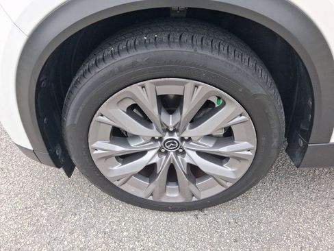 Certified 2024 MAZDA CX-90 3.3 Turbo w/ Premium Plus Pkg AWD/4WD image 18