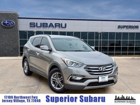 Used 2017 Hyundai Santa Fe Sport FWD image 1