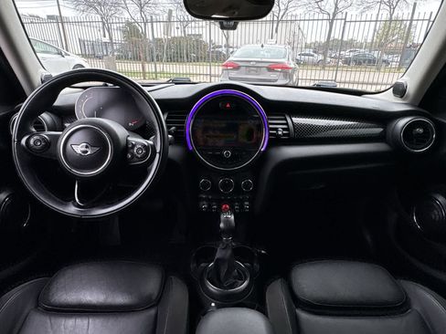 Used 2018 MINI Cooper S image 19
