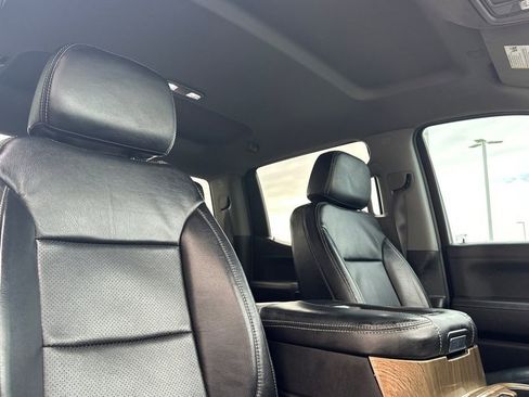 Used 2021 Chevrolet Silverado 1500 LT Trail Boss AWD/4WD image 16