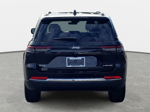New 2025 Jeep Grand Cherokee Laredo X image 6