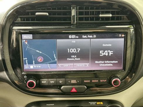 Used 2021 Kia Soul EX image 13