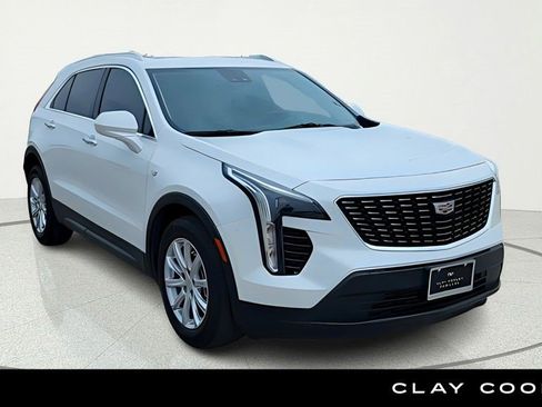 Certified 2023 Cadillac XT4 Luxury w/ Cold Weather Package FWD image 1