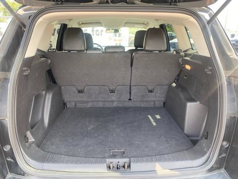 Used 2018 Ford Escape SE w/ SE Sport Appearance Package AWD/4WD image 5