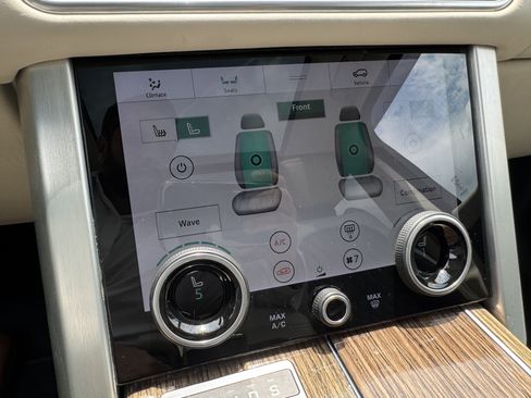 Certified 2020 Land Rover Range Rover HSE AWD/4WD image 24